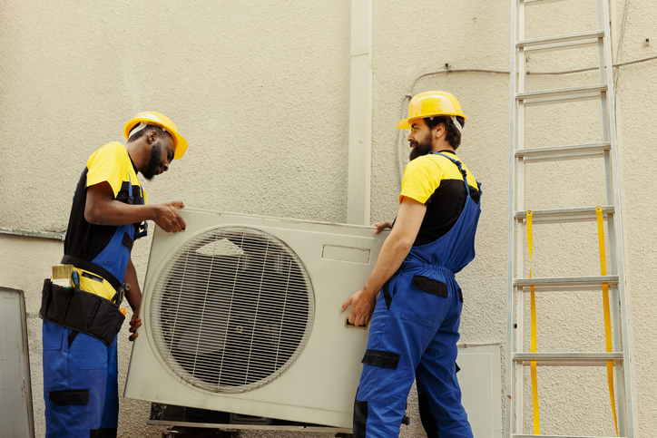 AC Maintenance Checklist: What Technicians Look for During Service